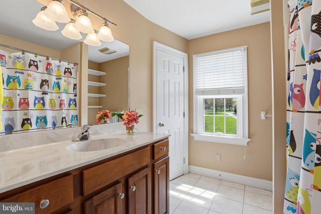 106 NATHANIEL LN, Kennett Square, PA 19348