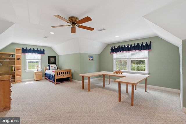 106 NATHANIEL LN, Kennett Square, PA 19348
