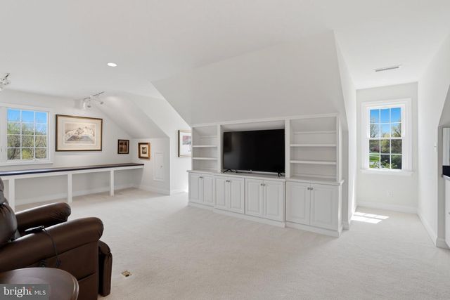 106 NATHANIEL LN, Kennett Square, PA 19348