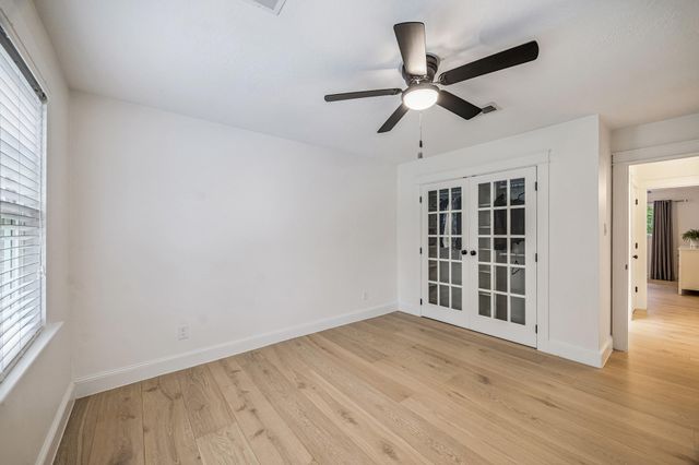 10 Starviolet Street, The Woodlands, TX 77380