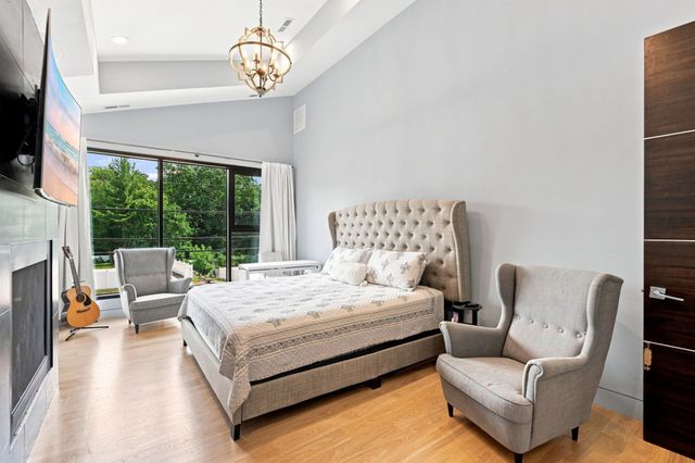 61 Walnut St, Saugus, MA 01906