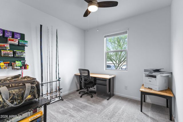 33818 N BEEBLOSSOM Trail, San Tan Valley, AZ 85144