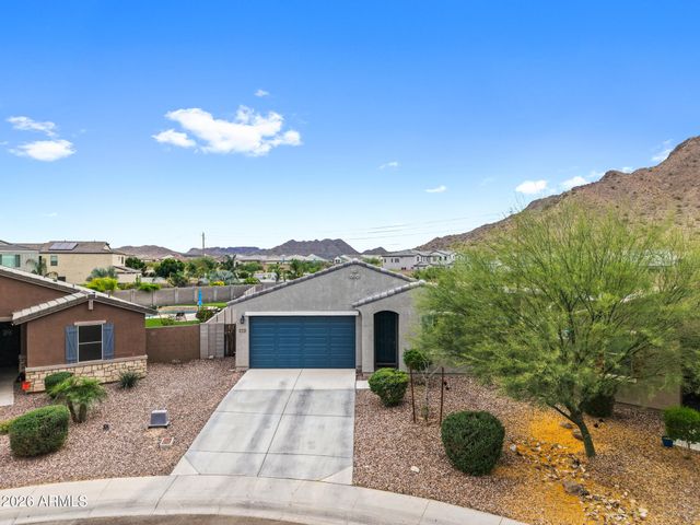 33818 N BEEBLOSSOM Trail, San Tan Valley, AZ 85144