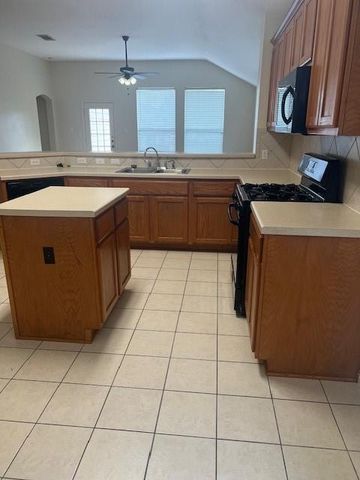 1717 Long Rifle DR, Austin, TX 78754