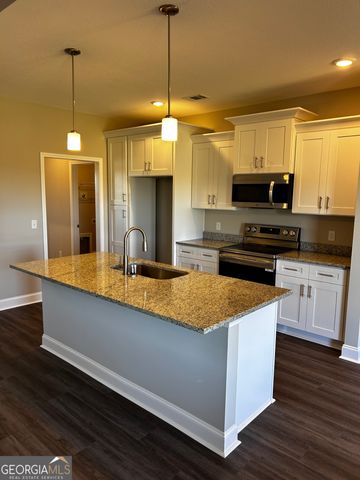 141 Griffith Lane, Statesboro, GA 30458