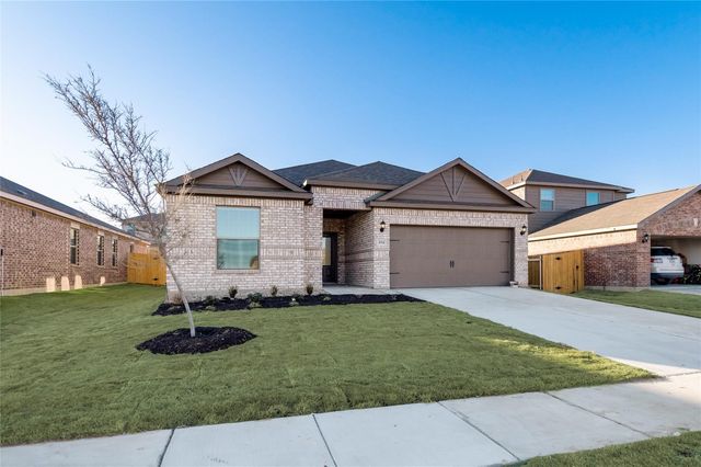 204 Lake Ridge Drive, Princeton, TX 75407