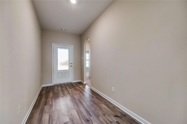 204 Lake Ridge Drive, Princeton, TX 75407