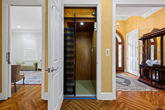 1360 E Main, Henderson, TX 75652