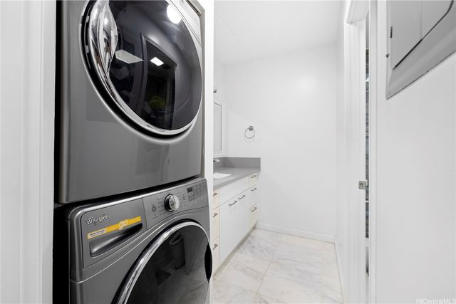 2240 Kuhio Avenue 3201, Honolulu, HI 96815