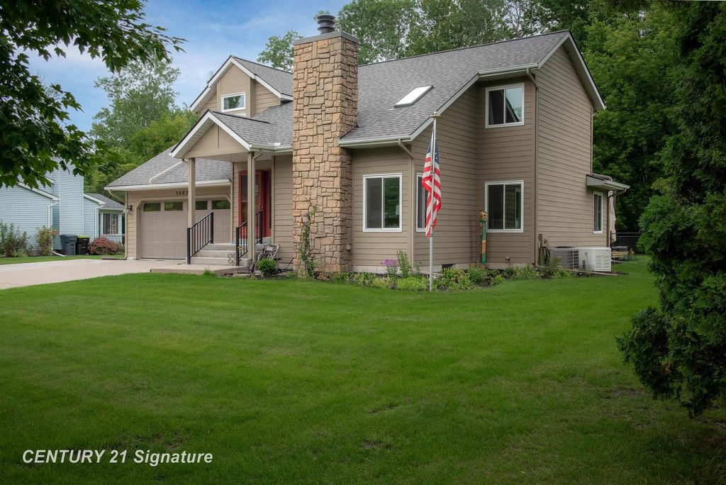5002 Natalie Court, Midland, MI 48640