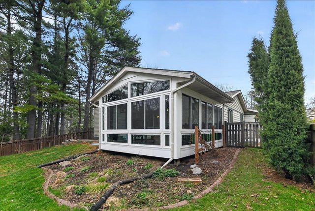 4314 Westport Road, Madison, WI 53704