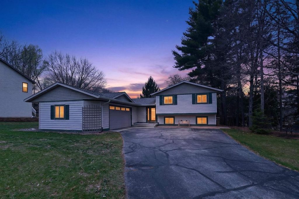 4314 Westport Road, Madison, WI 53704