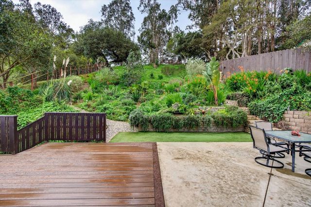 6870 Lakeview Drive, Salinas, CA 93907