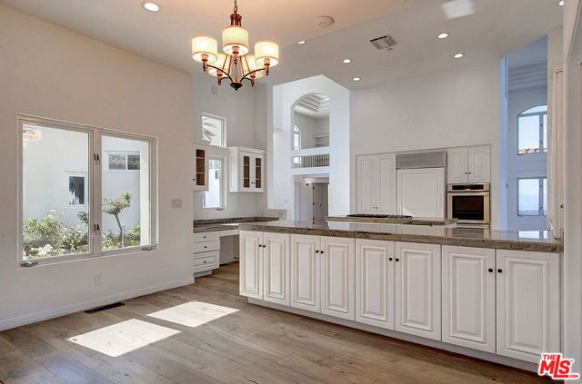 21965 Saddle Peak Road, Topanga (los Angeles), CA 90290