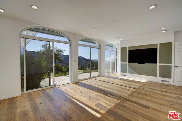 21965 Saddle Peak Road, Topanga (los Angeles), CA 90290