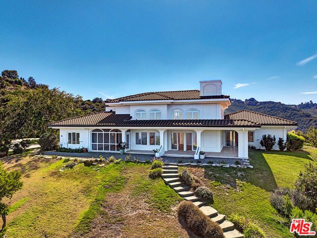 21965 Saddle Peak Road, Topanga (los Angeles), CA 90290