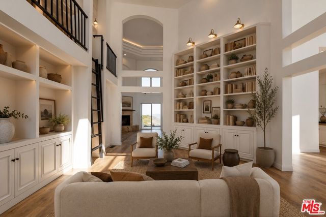 21965 Saddle Peak Road, Topanga (los Angeles), CA 90290