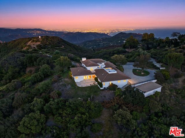 21965 Saddle Peak Road, Topanga (los Angeles), CA 90290