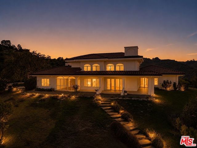 21965 Saddle Peak Road, Topanga (los Angeles), CA 90290