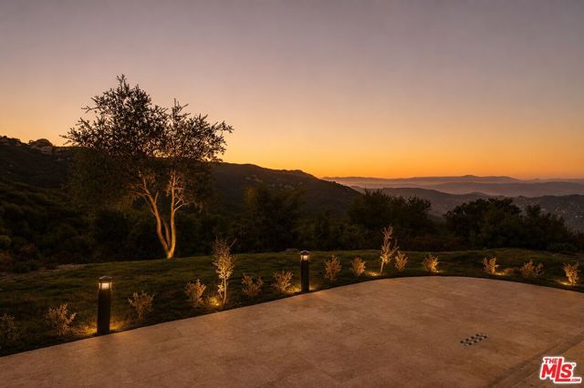 21965 Saddle Peak Road, Topanga (los Angeles), CA 90290