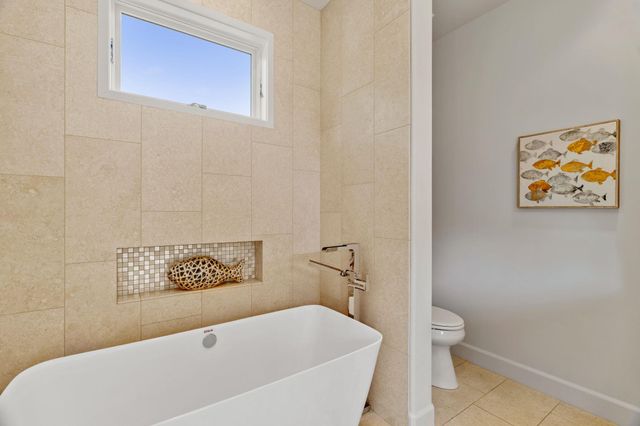 132 Rock N Robyn TRL, Horseshoe Bay, TX 78657