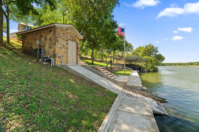 132 Rock N Robyn TRL, Horseshoe Bay, TX 78657