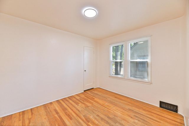 4008 N Adams St, Spokane, WA 99205