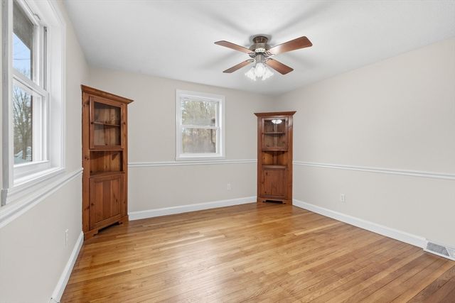 18 Moosewood St, Billerica, MA 01821