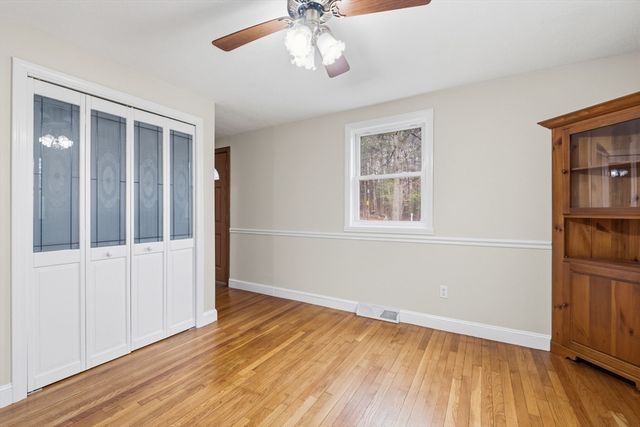 18 Moosewood St, Billerica, MA 01821