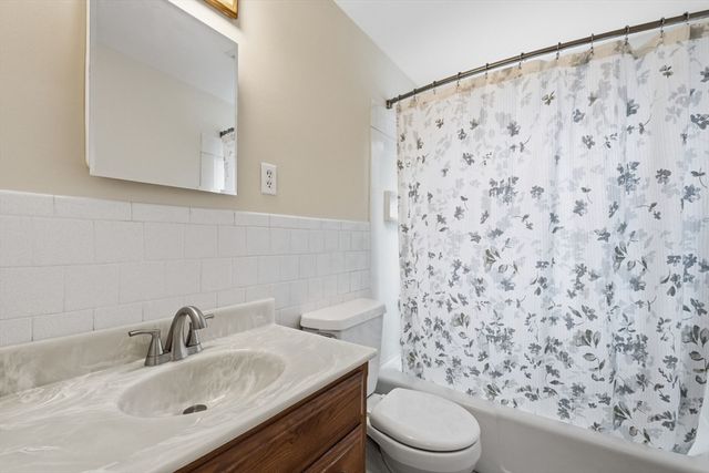 18 Moosewood St, Billerica, MA 01821