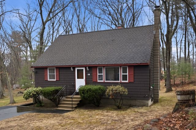 18 Moosewood St, Billerica, MA 01821