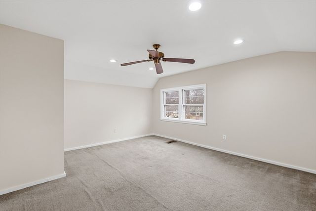 18 Moosewood St, Billerica, MA 01821