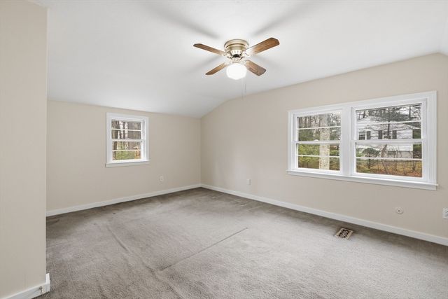 18 Moosewood St, Billerica, MA 01821