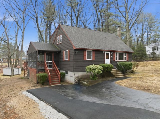 18 Moosewood St, Billerica, MA 01821