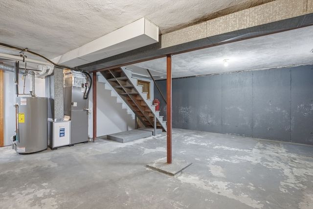 18 Moosewood St, Billerica, MA 01821