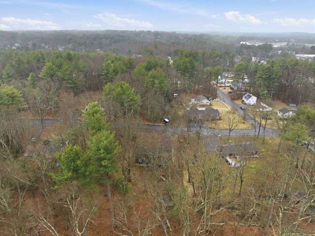 18 Moosewood St, Billerica, MA 01821