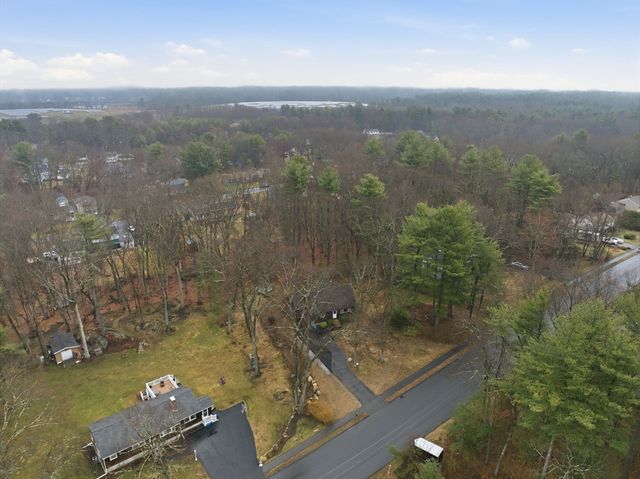 18 Moosewood St, Billerica, MA 01821