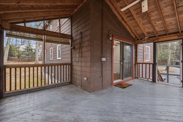 18 Moosewood St, Billerica, MA 01821