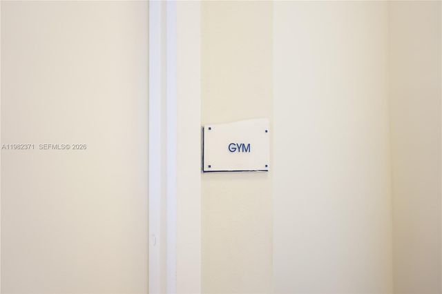 2200 NE 4th Ave 503, Miami, FL 33137