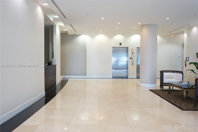 2200 NE 4th Ave 503, Miami, FL 33137