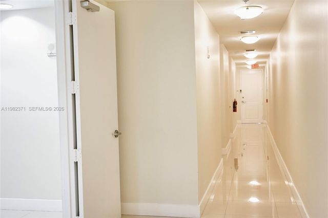 2200 NE 4th Ave 503, Miami, FL 33137