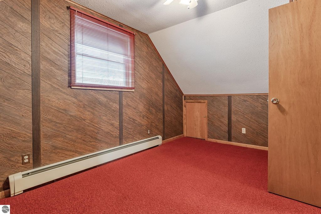 Image 26 of property listing at 103 Red Bird Legion Drive, Roscommon, MI 48653