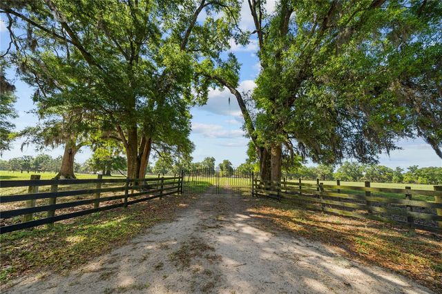 4639 SW WILSON SPRINGS ROAD, Fort White, FL 32038