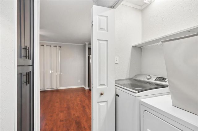 5018 Crest Drive, Kansas City, KS 66106