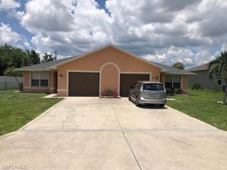 4122 SW 7th PL, Cape Coral, FL 33914
