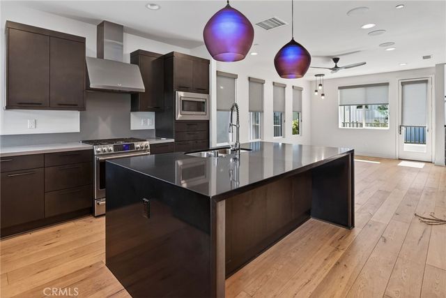 1015 Somerton, Costa Mesa, CA 92627