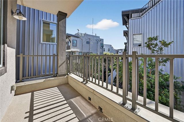 1015 Somerton, Costa Mesa, CA 92627