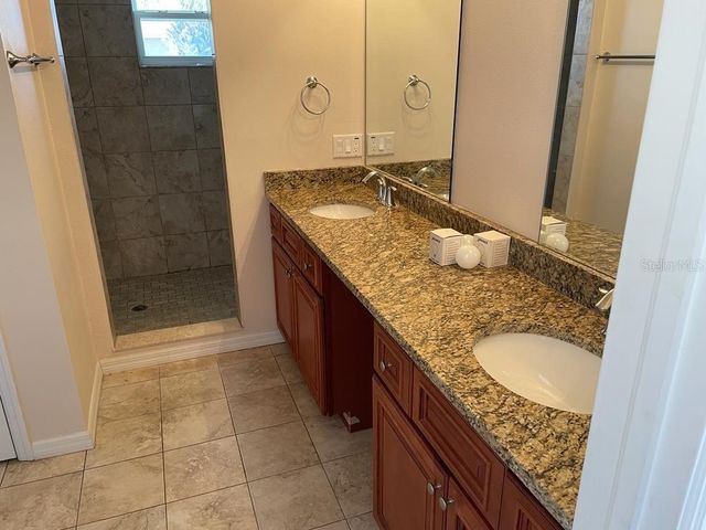 1827 SOMMARIE WAY, Tarpon Springs, FL 34689