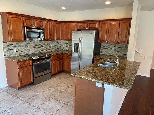 1827 SOMMARIE WAY, Tarpon Springs, FL 34689