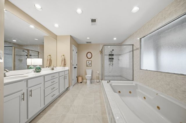 1829 E CHURCHILL DWNS, Germantown, TN 38138